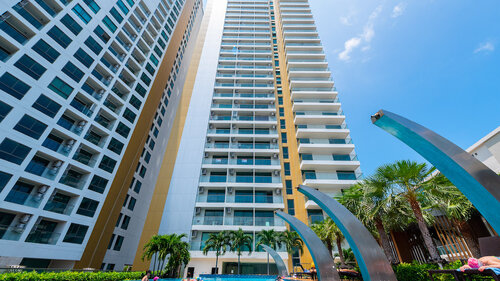 The Peak Towers, Pratumnak, Pattaya