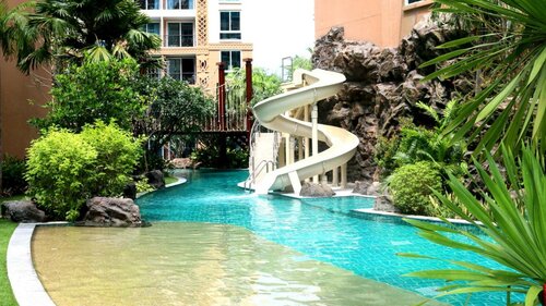 แอตแลนติส คอนโด รีสอร์ท, จอมเทียน, พัทยา