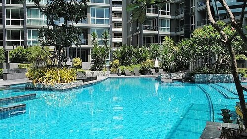 Apus Pattaya, Central Pattaya, Pattaya