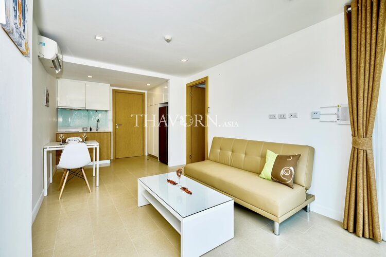 公寓 for sale 1间卧室 36 平方米 在 Aurora Pratumnak