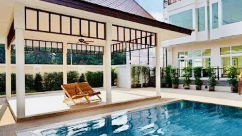 Emerald Palace, Pratumnak, Pattaya