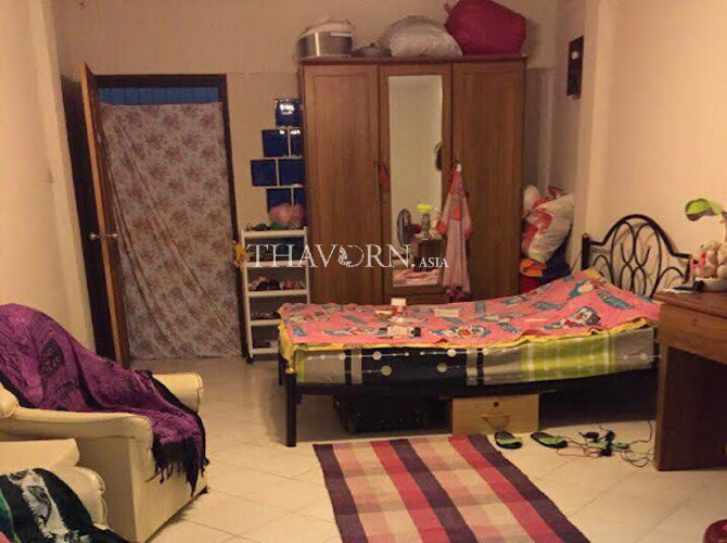 Condo for sale studio 26 m² in Fly Bird Condominium, Pattaya