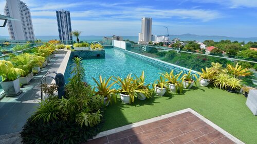 Laguna Bay, Pratumnak, Pattaya