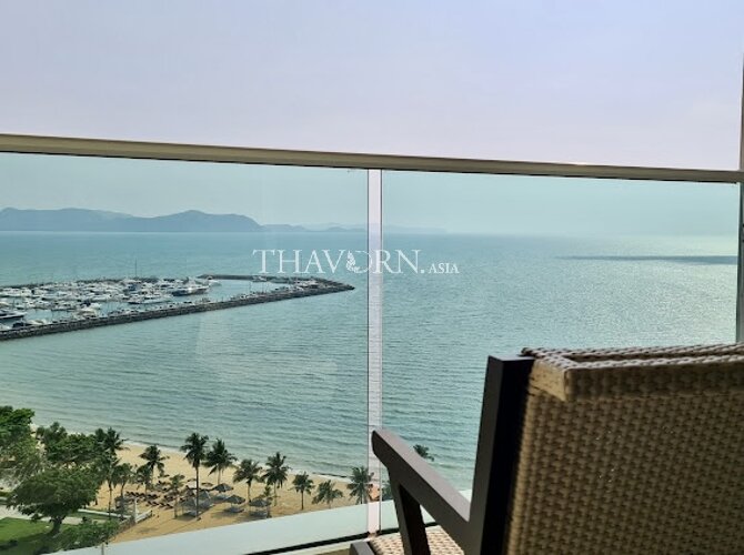 Condo for sale studio 48 m² in Movenpick Resident Pattaya, Pattaya