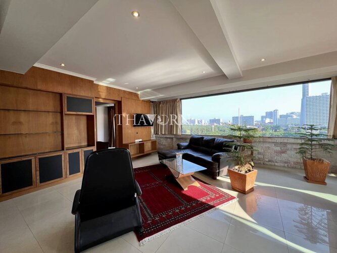 Condo for sale 1 bedroom 90 m² in Thepthip Mansion, Pattaya