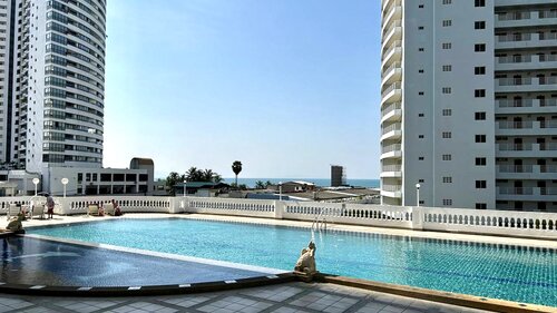 Jomtien Complex, Jomtien, Pattaya