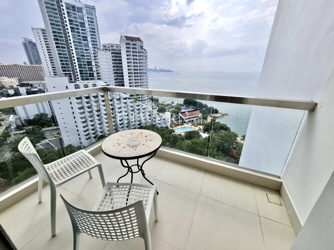 Condo for sale studio 33 m² in The Palm Wongamat, Pattaya