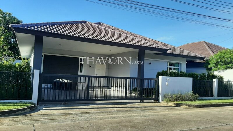 House For sale 3 bedroom 190 m² with land  in Baan Panalee, Pattaya