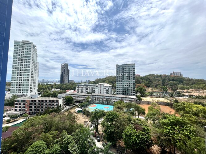 Condo for sale studio 38 m² in The Cliff, Pattaya