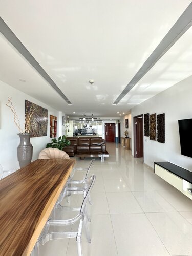 Condo for sale 1 bedroom 95 m² in Sunrise Hill, Pattaya