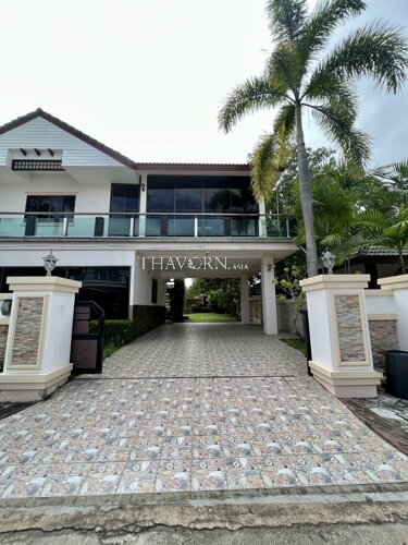 House For sale 3 bedroom  with land  in Baan Dusit, Pattaya