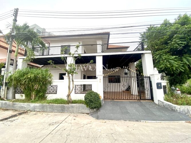 House For sale 5 bedroom 250 m² with land  in Grand T.W. Home 2, Pattaya