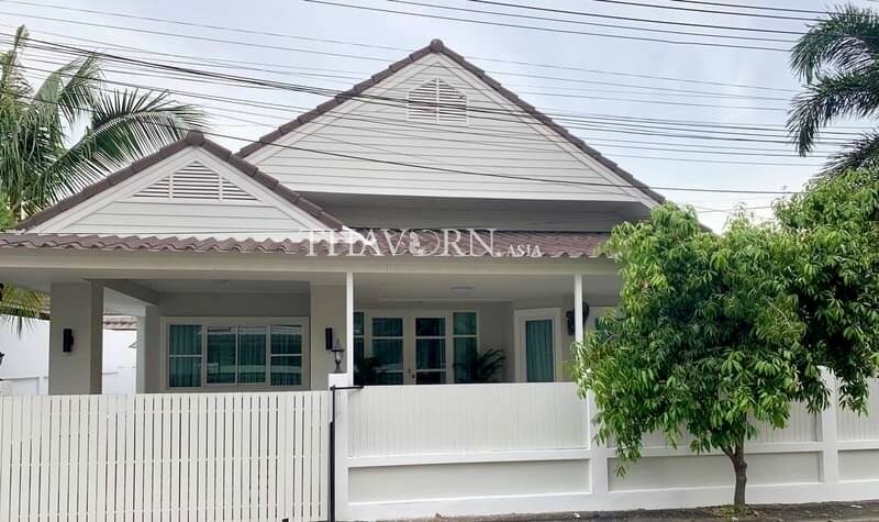 House For sale 3 bedroom 250 m² with land  in Ruen Pisa Village, Pattaya