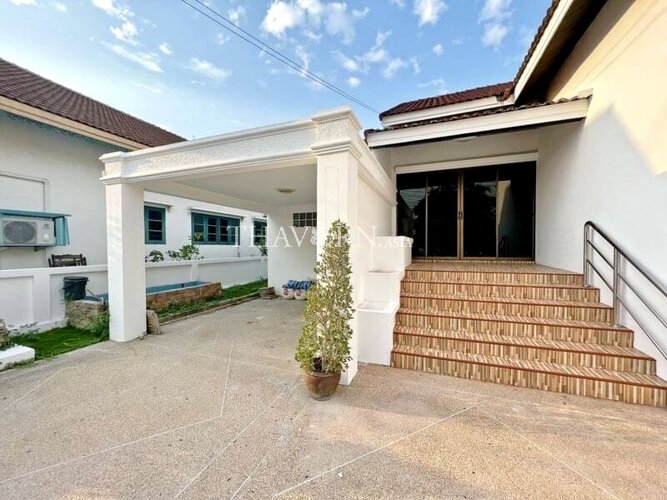 House For sale 3 bedroom 180 m² with land  in Siam Garden City, Pattaya