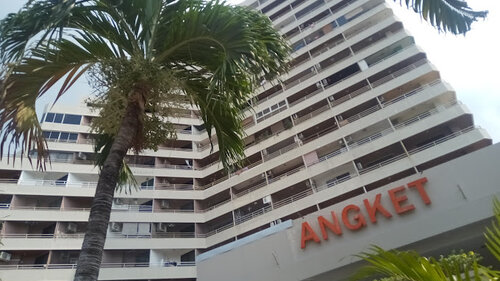 Angket Condominium, 乔木提恩, 
